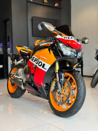 HONDA CBR 1000RR REPSOL 