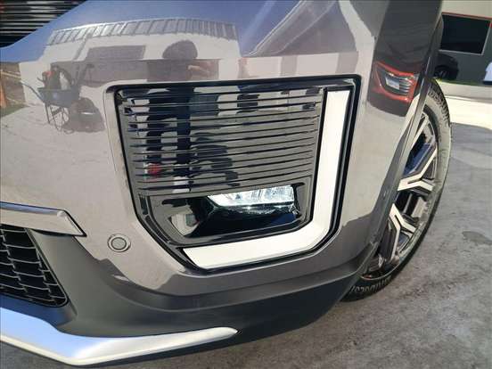 JEEP-COMMANDER-2025