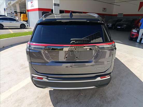 JEEP-COMMANDER-2025