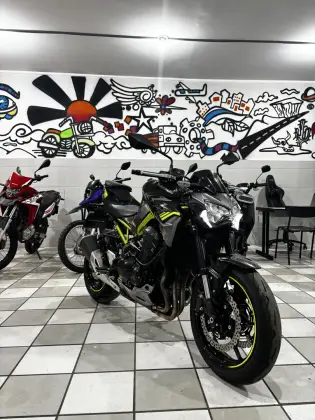 KAWASAKI Z900 SE 