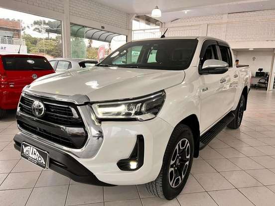 TOYOTA-HILUX-2.8 D-4D TURBO DIESEL CD GR-S 4X4 AUTOMÁTICO TOYOTA-HILUX-2021