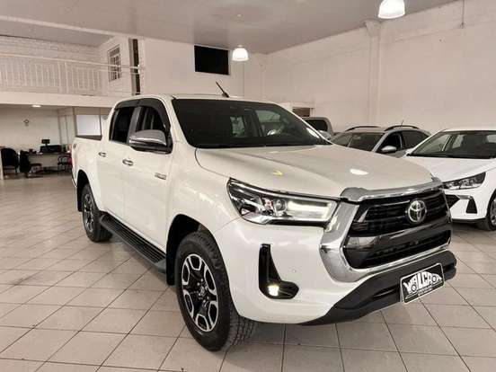 TOYOTA-HILUX-2.8 D-4D TURBO DIESEL CD GR-S 4X4 AUTOMÁTICO TOYOTA-HILUX-2021