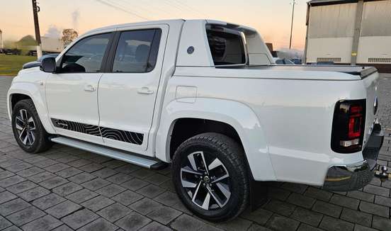 VOLKSWAGEN-AMAROK-2024