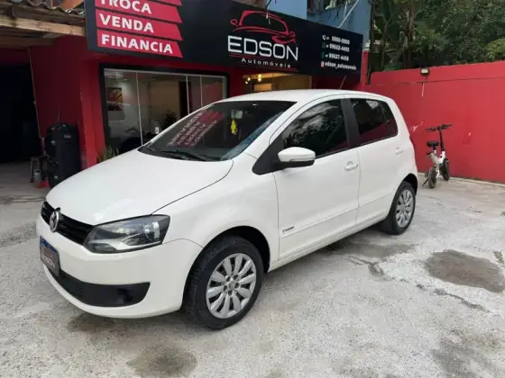 VOLKSWAGEN FOX 1.6 MI 8V FLEX 4P MANUAL