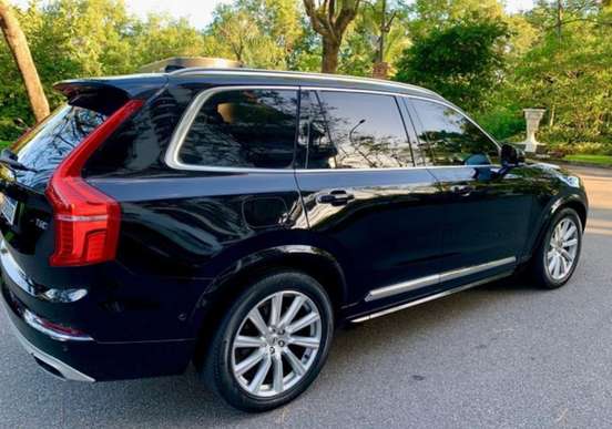 VOLVO-XC90-2016