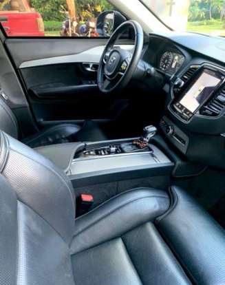 VOLVO-XC90-2016