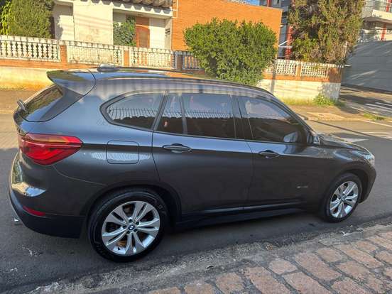 BMW-X1-2.0 16V TURBO ACTIVEFLEX SDRIVE20I 4P AUTOMÁTICO BMW-X1-2017