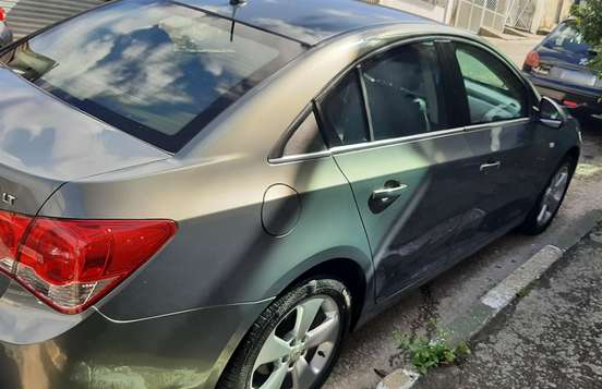 CHEVROLET-CRUZE-2012