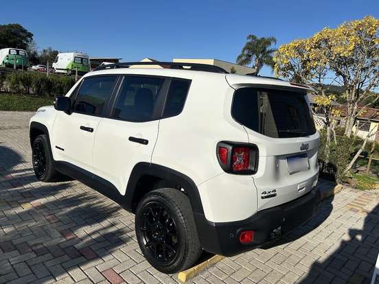 JEEP-RENEGADE-2020