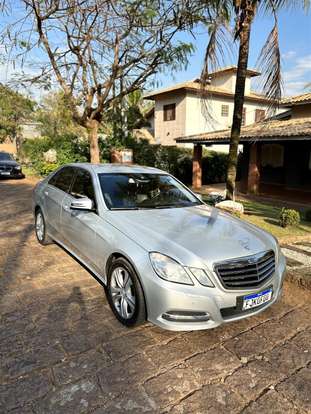 MERCEDES-BENZ-E 500-2010