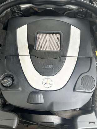 MERCEDES-BENZ-E 500-2010