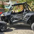 POLARIS RZR XP 1000 EPS POLARIS RZR XP 1000 EPS