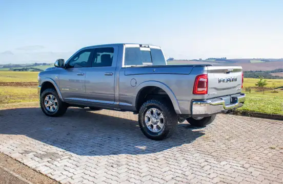 RAM-2500-6.7 I6 TURBO DIESEL LARAMIE CD 4X4 AUTOMÁTICO RAM-2500-2019