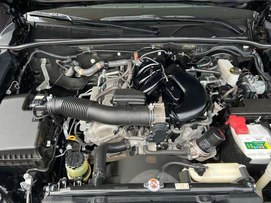 TOYOTA-HILUX-2020