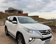 TOYOTA HILUX SW4 2.7 SR 4X2 16V FLEX 4P AUTOMÁTICO TOYOTA HILUX SW4 2.7 SR 4X2 16V FLEX 4P AUTOMÁTICO
