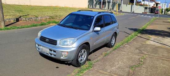 TOYOTA-RAV4-2001