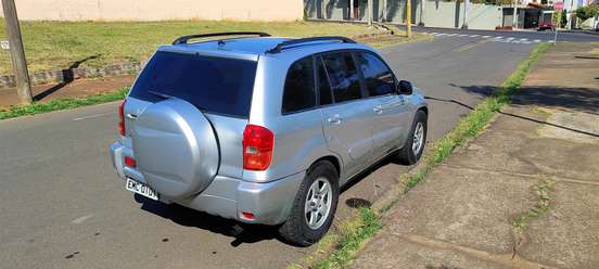 TOYOTA-RAV4-2001