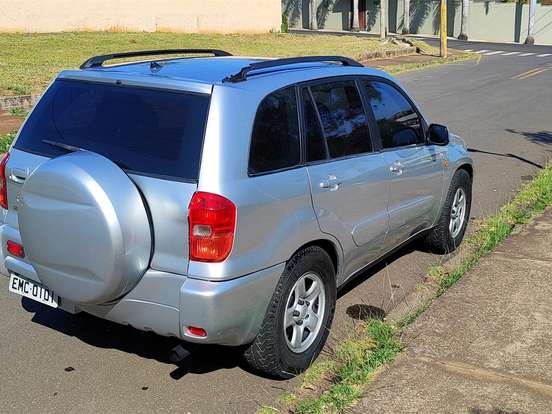 TOYOTA-RAV4-2.0 4X4 16V GASOLINA 4P AUTOMÁTICO TOYOTA-RAV4-2001
