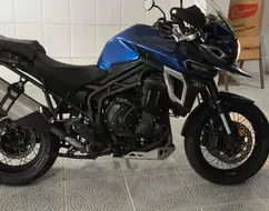 TRIUMPH TIGER 1200 XCX TRIUMPH TIGER 1200 XCX