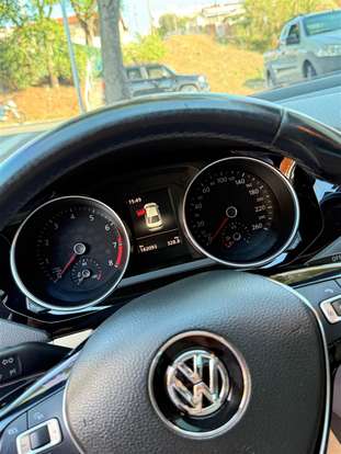 VOLKSWAGEN-JETTA-2016