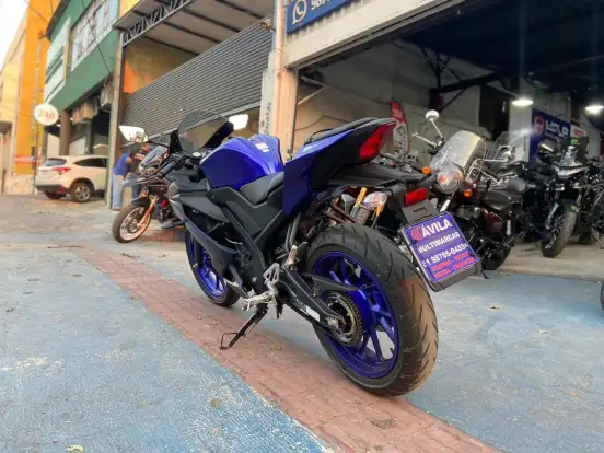 YAMAHA-YZF R15 YAMAHA-YZF R15-2025