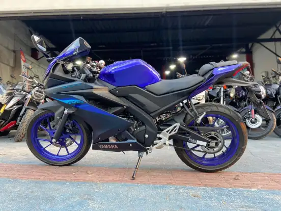YAMAHA-YZF R15-2025