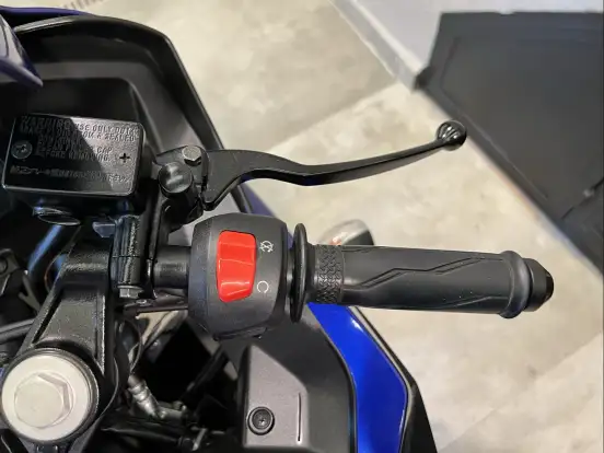 YAMAHA-YZF R15 YAMAHA-YZF R15-2024