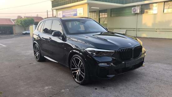 BMW-X5-2019