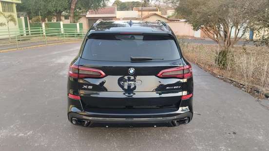 BMW-X5-2019