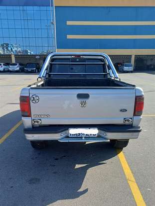 FORD-RANGER-2001