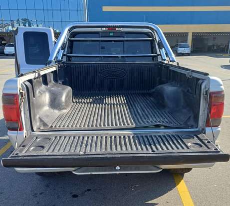 FORD-RANGER-2001