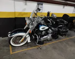 HARLEY-DAVIDSON SOFTAIL HERITAGE CLASSIC HARLEY-DAVIDSON SOFTAIL HERITAGE CLASSIC