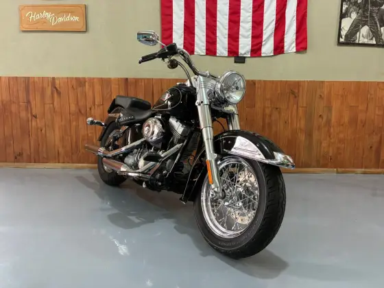 HARLEY-DAVIDSON SOFTAIL HERITAGE CUSTOM HARLEY-DAVIDSON SOFTAIL HERITAGE CUSTOM
