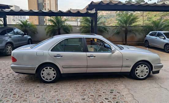MERCEDES-BENZ-E 320-1998