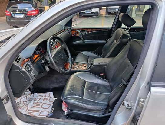 MERCEDES-BENZ-E 320-1998