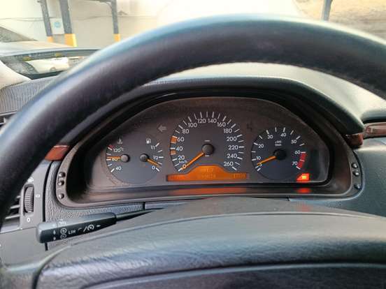 MERCEDES-BENZ-E 320-1998
