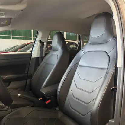 VOLKSWAGEN-POLO-2023
