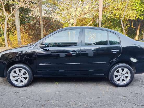 VOLKSWAGEN-POLO SEDAN-2.0 MI COMFORTLINE 8V FLEX 4P MANUAL VOLKSWAGEN-POLO SEDAN-2012