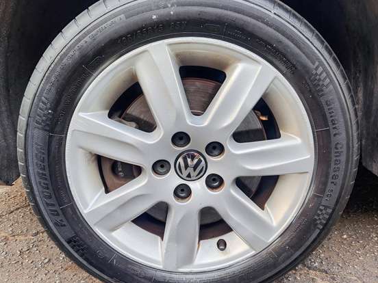 VOLKSWAGEN-POLO SEDAN-2.0 MI COMFORTLINE 8V FLEX 4P MANUAL VOLKSWAGEN-POLO SEDAN-2012