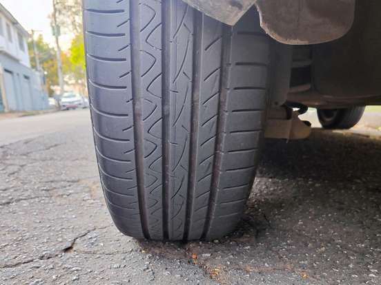 VOLKSWAGEN-POLO SEDAN-2.0 MI COMFORTLINE 8V FLEX 4P MANUAL VOLKSWAGEN-POLO SEDAN-2012