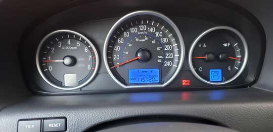 HYUNDAI-VERACRUZ-3.8 GLS 4WD 4X4 V6 24V GASOLINA 4P AUTOMÁTICO HYUNDAI-VERACRUZ-2011
