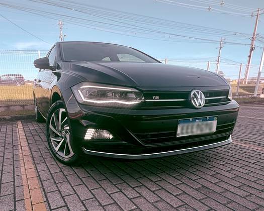 VOLKSWAGEN VIRTUS 1.0 200 TSI HIGHLINE AUTOMÁTICO