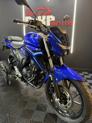 YAMAHA FZ25 FAZER CONNECTED ABS YAMAHA FZ25 FAZER CONNECTED ABS