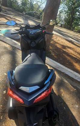 YAMAHA-XMAX ABS-2024