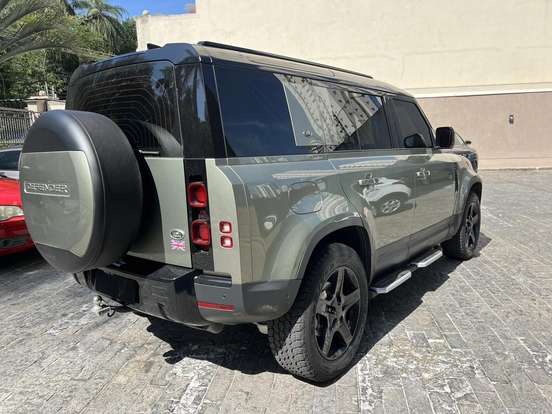LAND ROVER-DEFENDER-2021