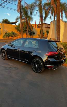 VOLKSWAGEN-GOLF-1.4 TSI HIGHLINE 16V GASOLINA 4P AUTOMÁTICO VOLKSWAGEN-GOLF-2015