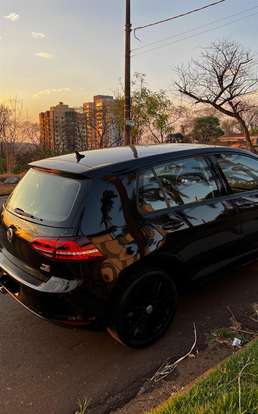 VOLKSWAGEN-GOLF-1.4 TSI HIGHLINE 16V GASOLINA 4P AUTOMÁTICO VOLKSWAGEN-GOLF-2015