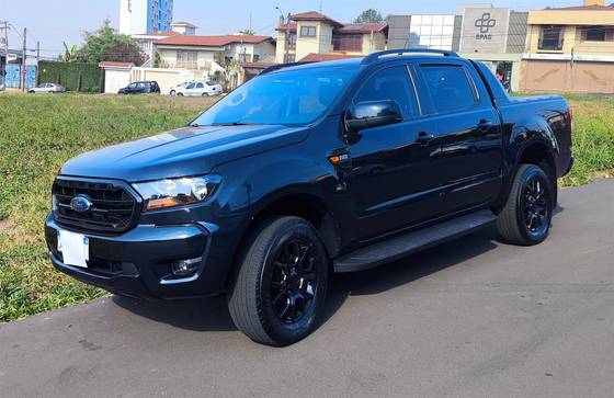 FORD RANGER 2.2 BLACK 4X2 CD 16V DIESEL 4P AUTOMÁTICO