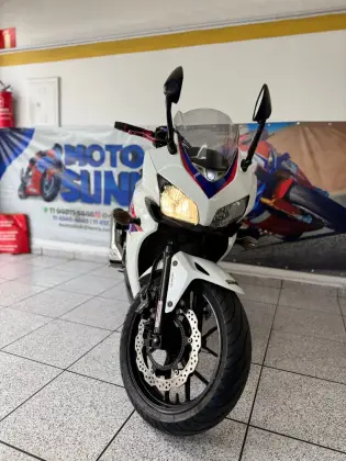 HONDA CBR 500R 