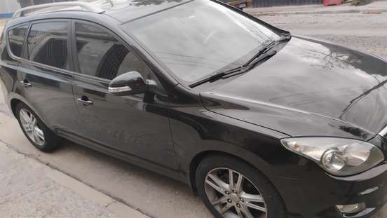 HYUNDAI-I30-2010